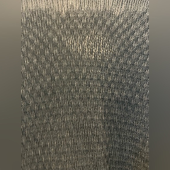 NWT L Love Women’s Sweater Cardigan Gray Small - Picture 2 of 4